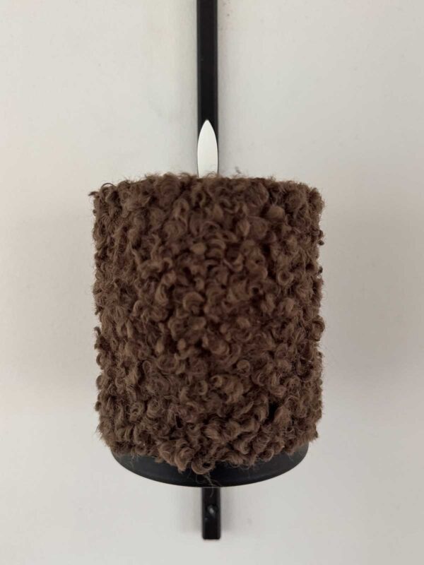 Blockljus brun korthårig päls