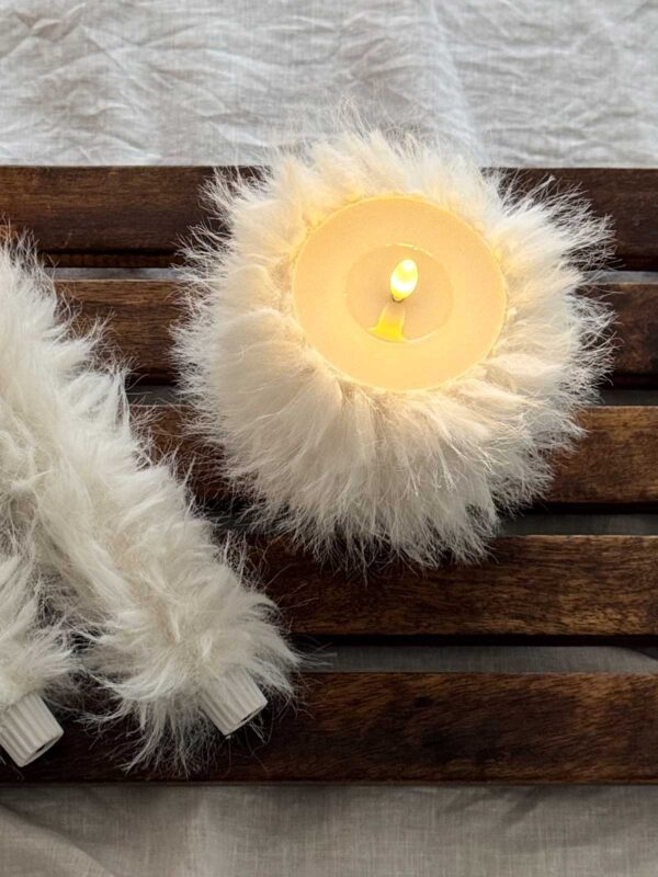 Blockljus vit långhårig päls