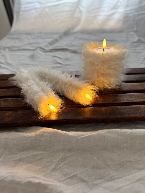 Blockljus vit långhårig päls