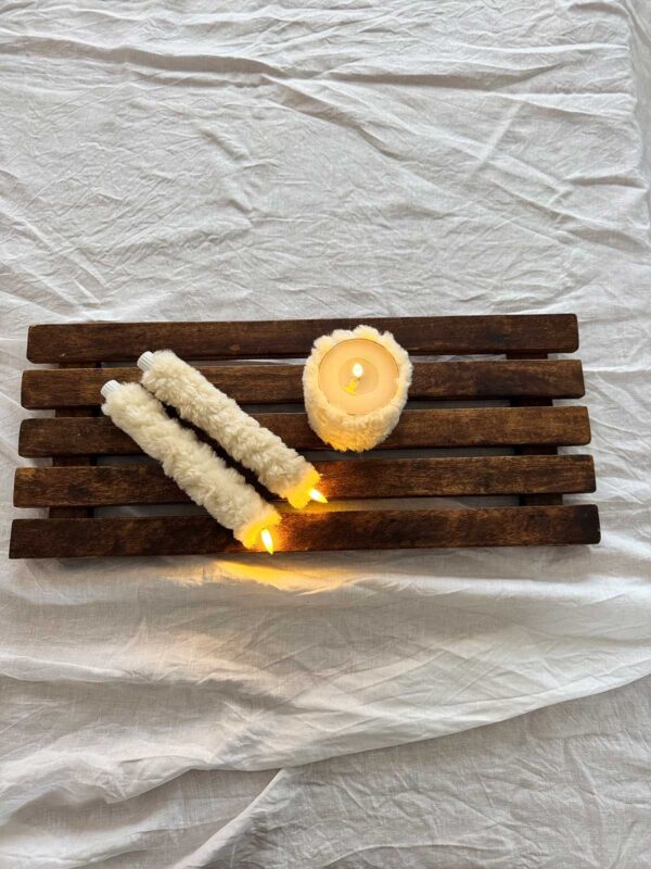 Blockljus vit mellanlång päls