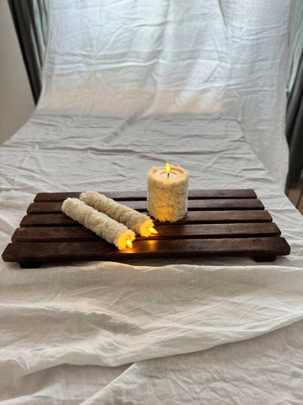 Blockljus vit mellanlång päls