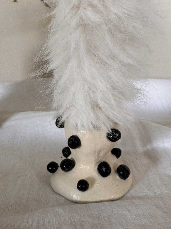 Knottrig ljusstake creme