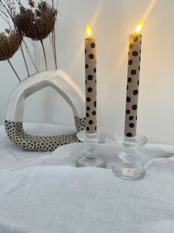 Kronljus beige småprickig