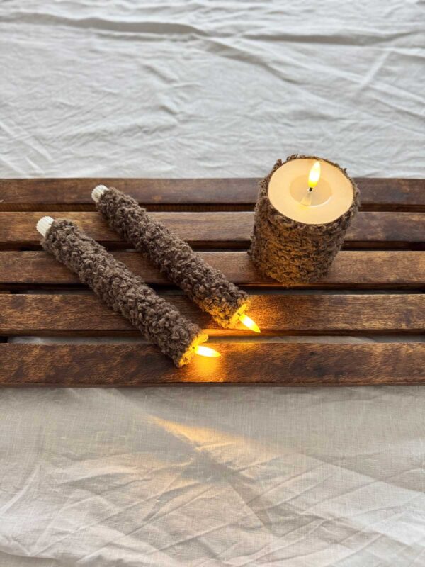 Kronljus brun korthårig päls