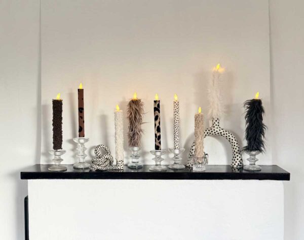 Kronljus brun korthårig päls