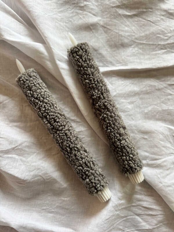 Kronljus grå korthårig päls