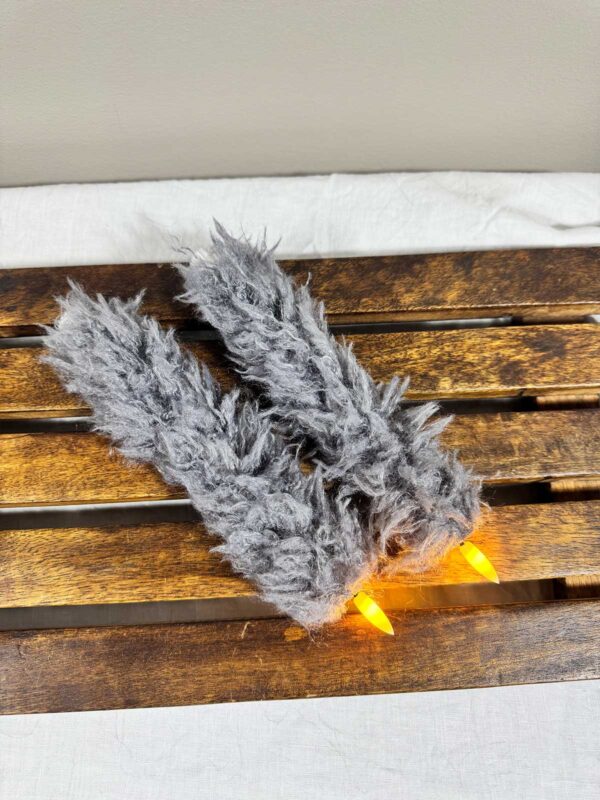 Kronljus grå mellanlång päls