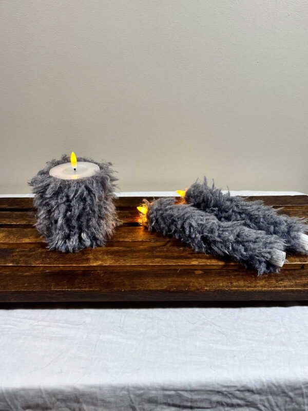 Kronljus grå mellanlång päls