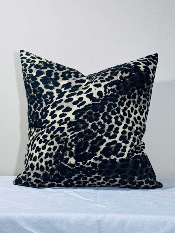 Kudde brun bomull leopard