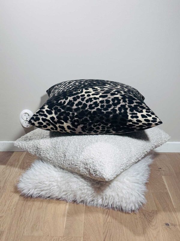 Kudde brun bomull leopard