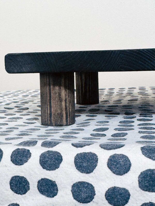 Träbricka flöde medium svart